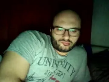11anonymus11 — Shirt off [20 tokens left]