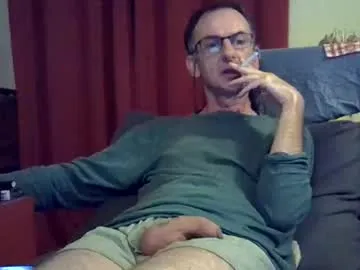 18remy45 — #french #daddy #bigcock goal is #naked [100 tokens left]