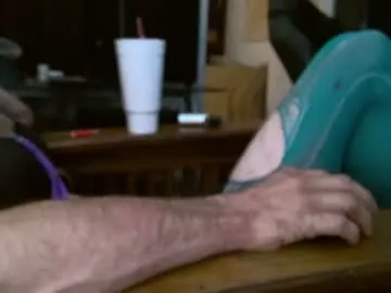 2012holder — Freechat on Chaturbate