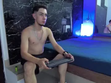 _axel_09 — GOAL: Oil my whole body [111 tokens remaining] My name is Axel hope you guys want to stay and have a hot talk #anal #cum #teen #twink #bigcock
