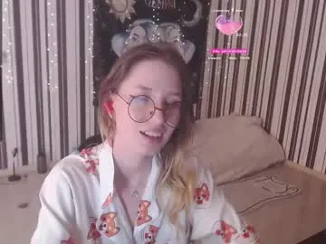 _hanna_moon_ — welcome to me room - Goal: tease with belly #glasses #shy #nonude #tease #cutie