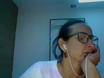 _laflaka2024 — GOAL: in toples [50 tokens remaining] Hello love welcome #smoke #milf #mature #Lesbian  #couplelesbian