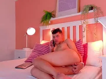 aaronbaker__ — GOAL: Naked and dance for you [49 tokens remaining] Look at me slow ... and let yourself burn #18 #femboy #bigcock #submissive #twink