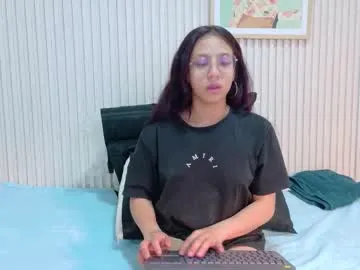 abrilmirren — Hey welcome to my room  // GOAL: Blowjob  [32 tokens left] #dildo #teen #18 #pvt #young