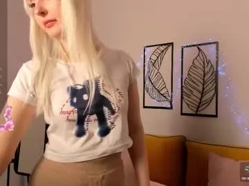 adelesilver — squezee boobs [35 tokens left] Hey^cute #shy #blonde #lovense #18 #petite