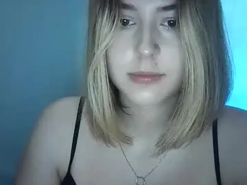 adrianabliss_ — Hey! Rainy mood and warm vibes #new #nonude #natural #shy #cute
