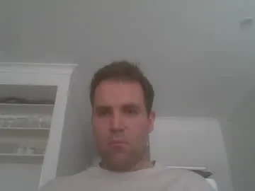 adrianchiodo — Freechat on Chaturbate