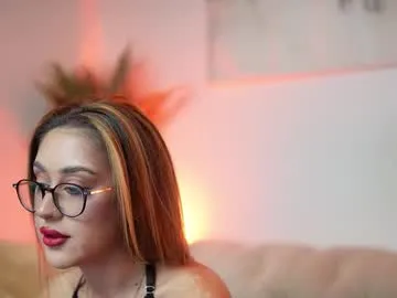 aileenaxa —  PRIVATE OPEN   #natural #lovense #feet #blowjob #smoke