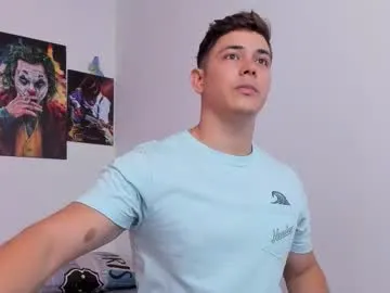 alan_hadid1 — GOAL: Hi alanWelcome again [19 tokens remaining] Welcome to my room! #muscle #sexy #18 #feet #latino