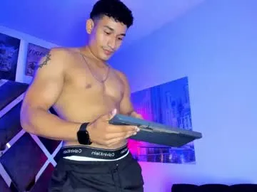 ale_beard09 — GOAL: Sexy Dance [38 tokens remaining] Welcome to my room! #muscle #findom #feet #bigcock #new