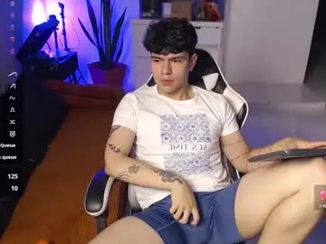alec_spencer — hi Alec! [25 tokens left] CUM on Guys lets have fun!!! #lovense #bigass #pvt #shaved #feet