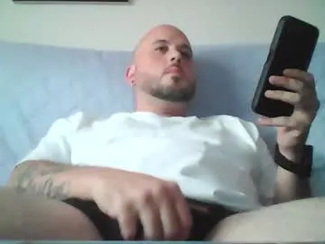 aleeexxxx4u — Freechat on Chaturbate