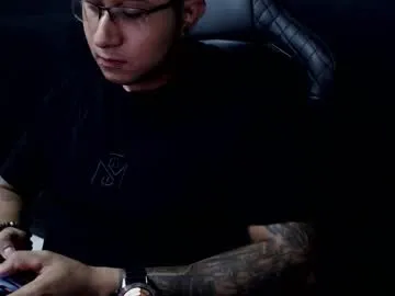 alejoconex6 — Solo soy un simple monitor.  / Only Pvt #tattoo #latino #piercing #cum #master [5000 tokens remaining]