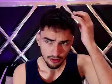 alekruizx — GOAL: Hand Boxer [22 tokens remaining] We are going to have fun for a moment, in hidden it is better! #hairy #latino #bigdick #gay #cum
