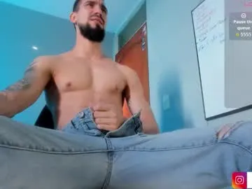 alessandro_dibellucci — GOAL: CUM [3000 tokens remaining] Come join in the hottest Aldea on strip  #feet #master #uncut #french #cum