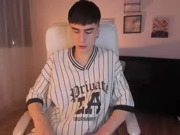 alessandro_rossi_ — #new on cb :) - Goal: cum show !! [555 tokens left]  #18 #bigcock #gay #cum