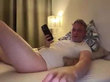 alex7542 — New here, tell me what you like ;)