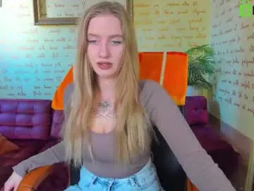 alexa_glory — topless both  girls #bigboobs #bigass #lovense #new #pvt [0 tokens remaining]