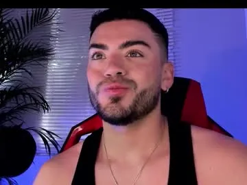 alexander_diiaz — HUGE CUM  [1000 tokens remaining]  #lovense #squirt #femboy #bigcock #muscle