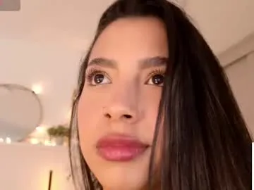 alexaporter — GOAL: GET NAKED SEXY [61 tokens remaining] Hello loves, welcome #bigboobs #latina #squirt #bigass #fuckmachine