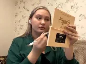 alfrediacancer — Goal:| say meow|  Hello guys! My name is Kate I'm #new here and little #shy .  Thank you for your support, it's important to me^ #18 #natural #bigboobs [15 tokens remaining]