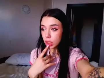 alice_love_fuck02 — GOAL: Ride at your face goal [250 tokens remaining] Welcome to my room! #feet #new #18 #tattoo #skinny