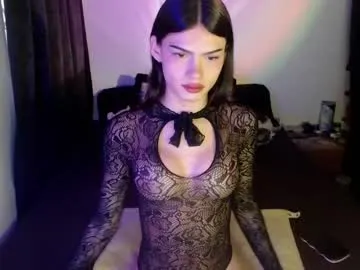 alice_m00nn —          400 #bigdick #bigcock #mistress #goth # #femboy #20 [2000 tokens remaining]