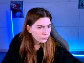 aliceinredsquare_'s avatar