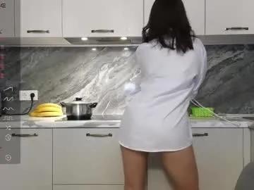 alicemeo — Take off my bra...and let's cook together. #pvt #new #bigboobs #tease #curvy [500 tokens remaining]
