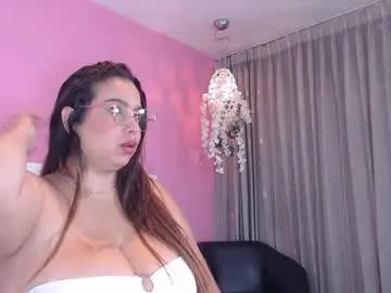 aliciabloom_1 — Bounce my titts [199 tokens left] #latina #domi #new #ass #tits