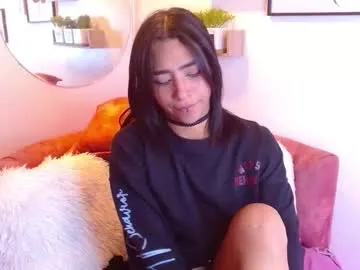 aliciacute__ — SUCK DILDO + SPIT BOOBS [30 tokens left] #nasty #slut #saliva #feet #slave