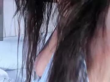alihamilton_ — GOAL:  Doggy style and finger in the ass  [205 tokens remaining] IM HERE AGAIN boobs oil showpvt is open #natural #anal #bigass #squirt #latina