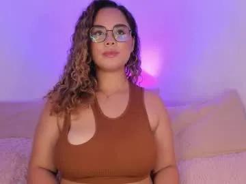 amalia_bennet — would you like to see my boobs?  [55 tokens left] #bigboobs #latina #18 #anal #squirt