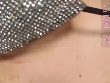 amy_greene — GOAL: Squirt  [350 tokens remaining] Hi guys! #skinny #latina #bigboobs  #anal #teen