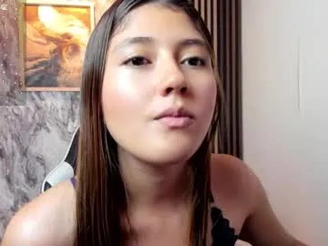 amy_innocent_ — GOAL: masturbate that pussy for me amy [539 tokens remaining] Hey guys, Amy here, playfull and cheerful!  #new #latina #bigbooty #lush #18