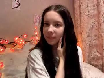 amygrav — Goall:  air kiss 4u   #shy #small #teen #new [15 tokens remaining]