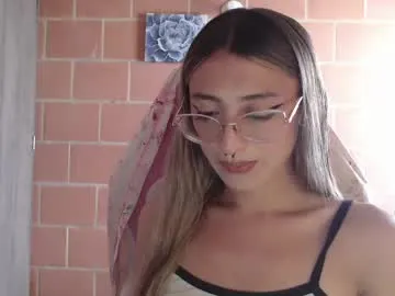 andrea_camila — GOAL: Zoom hole sexy girl [299 tokens remaining] Welcome to my room! Guys enjoy of the view #transgirl #smoking #feet #anal #bigass