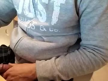 andrea_feetlover — Andrea_feetlover's room #feetlover #feet #feetfetish #daddy #beard #fitbody #muscle