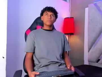 andy_jones7 — Hello, welcome too my room. SHOW CUM!! #twink #latino #findom #new #young #c2c [1500 tokens remaining]