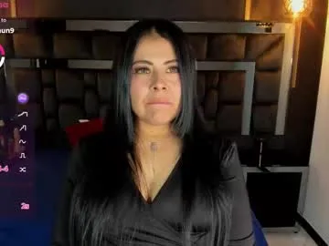 anijoness_ — GOAL: saliva in tits [65 tokens remaining] I am a mature woman, sure of herself and expert in the art of seduction . Today I am wanting to play,You too? #anal #milf #mommy #bigboobs #pantyhose