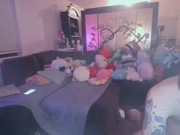 apollo2k — HUNG! HUGE TITS! YOUNG COUPLE LOVES EACH OTHER <3 Come tip & enjoy!