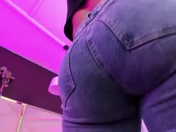 april_bowie — Look how my sensual body is horny    // GOAL: Squirt [293 tokens left]  #leggings #bigass #smalltits #latina #fit