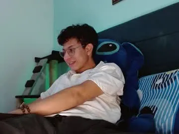 aquaticfed — SHOW CUM [700 tokens left] #latino #feet #cum #new #bigcum #twink