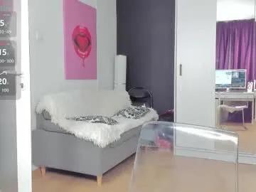 ari_lovee — Ready to tease your senses?Come closer & lets play! #milf #squirt #lovense #office #bigboobs #pantyhose #bigass #cum #anal #milf  [555 tokens remaining]