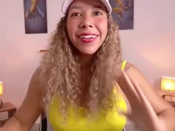 aria_bliss_01 — GOAL: bra off + oil [18 tokens remaining] Welcome to my room! #latina #blonde #anal #muscle #new