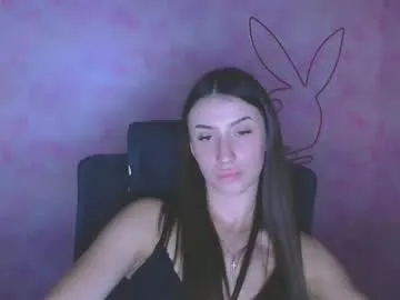 ariana_muur — GOAL: Dance bb [300 tokens remaining] Welcome to my room! #shy #18 #natural #bigass #smalltits #
