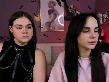 Chaturbate ariana_ross7 is Freechat ariana_ross7 — Current Goal: to make us happy for today at 333 tokens -- Next Goal: spank ass x5 -- sexy dance #pvt #cute #sph #brunette #new