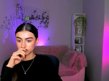 ariana_ross7 — GOAL: cute dance [888 tokens remaining] Welcome to my room! #pvt #feetfetish #brunette #nonude #cute #young