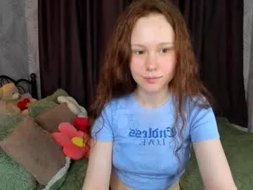 ariel_ivenn — for beautiful eyes up close on camera  [20 tokens remaining]