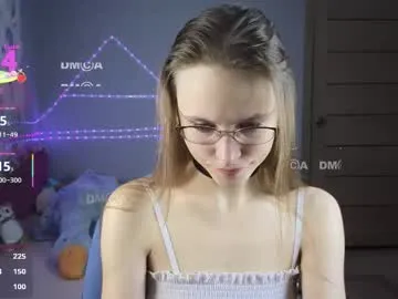 armurra — I need time to see the messages and translate ! #skinny #tall  #young  #glasses  #natural